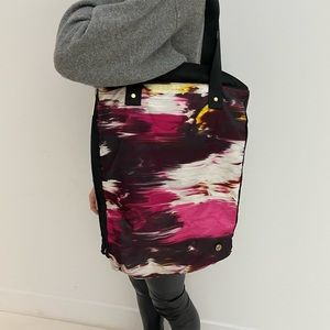 Lululemon tote bag